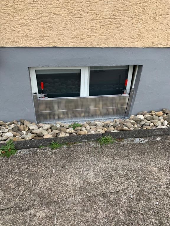 Hochwasserschutz An Kellerfenstern Nachr sten So Geht s hochwasserschutz-an-kellerfenstern-nachr-sten-so-geht-s